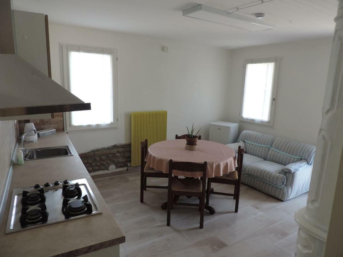 Casa Rossa Apartment Pianzano Luaran gambar