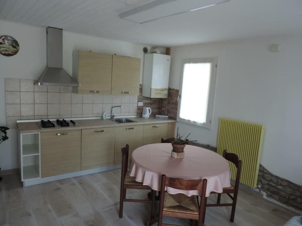 Casa Rossa Apartment Pianzano Luaran gambar